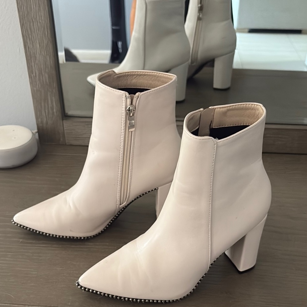 Elegant White Ankle Boots with black and silver studded embellishments size 7.5
